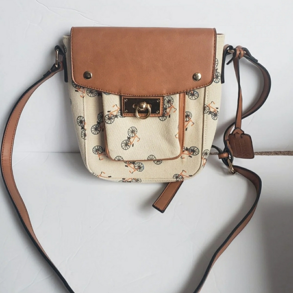 Mary & Martha crossbody purse